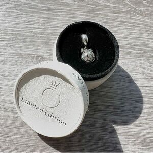 NWT PANDORA - BLACK FRIDAY CHARM - CHRISTMAS WISH 2014